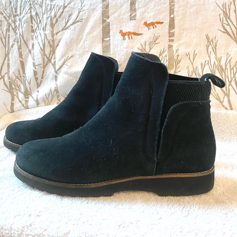 Blondo Waterproof Black Suede Slip On Ankle Boots 8.5